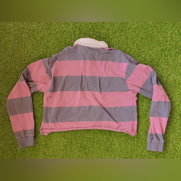 Cropped pink white and purple sweater - Picture 3 of 3